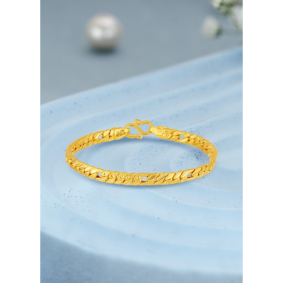 Gentle Hollow Gold Bracelet for Baby