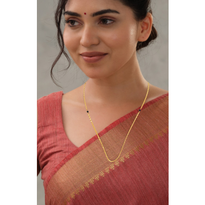 Traditional Black Beads Gold Chain