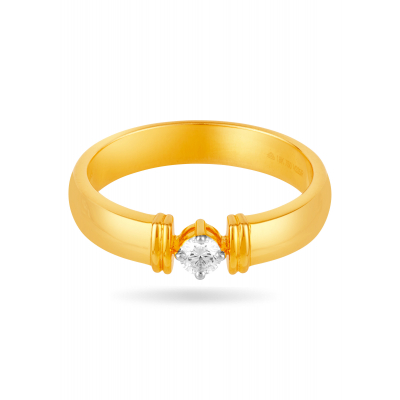 Elegant Solitaire Ring