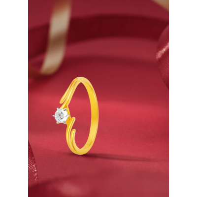 Chic Minimalist Ring