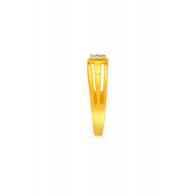 Chic Contemporary Ring