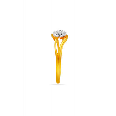 Graceful Bloom Diamond Ring
