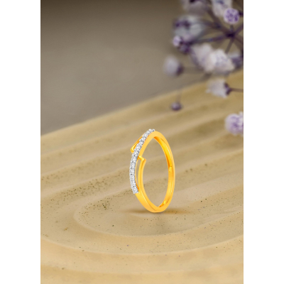 Flowing River Diamond Ring