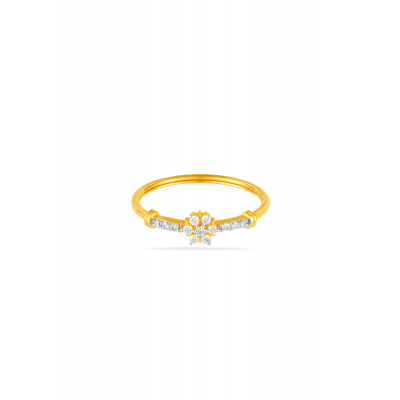 Traditional Arch Diamond Ring
