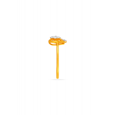 Leaf Essence Diamond Ring