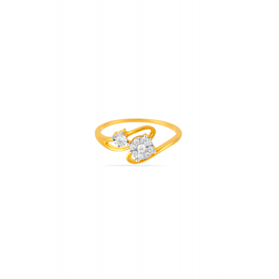 Twisted Elegance Ring