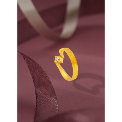 Sculpted Contemporary Ring