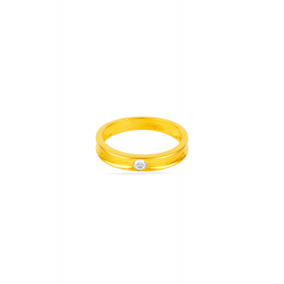 Elegant Box Setting Ring