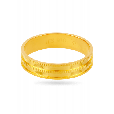 Bold Elegance Band Ring