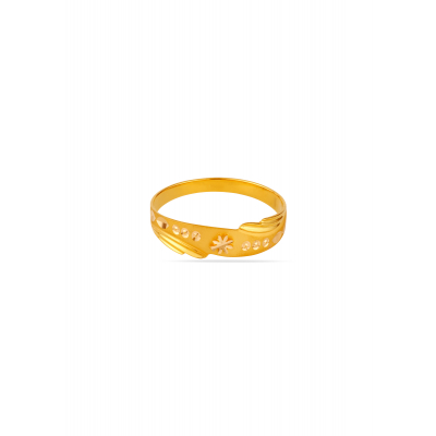 Petal Whisper Engraved Ring