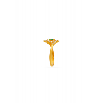 Emerald Allure Bombay Inspired Green Stone Ring