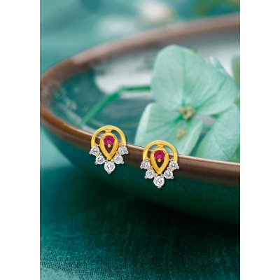 Pure Dewdrop Essence Earrings