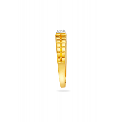 Structured Spark Diamond Ring