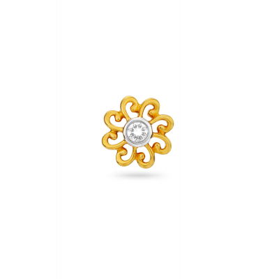 Radiant Solitaire Diamond Nose Pin