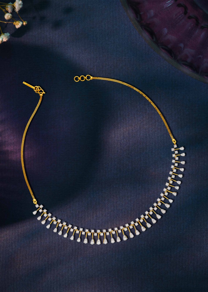 Scarlet Glow Elegant Diamond Necklace Set